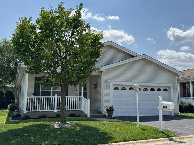 House for sale in Grayslake, Lake County