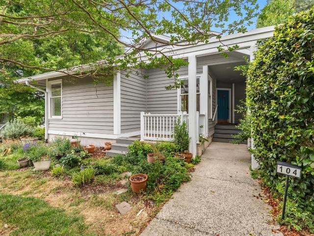 Townhouse for sale in Chapel Hill, North Carolina