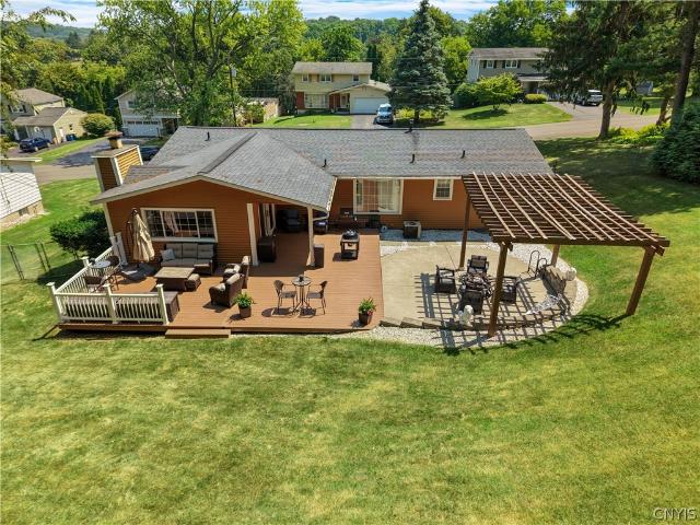 House for sale in Camillus, New York