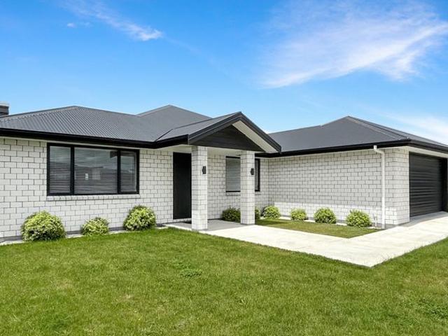 House for rent in Fitzherbert, Palmerston North