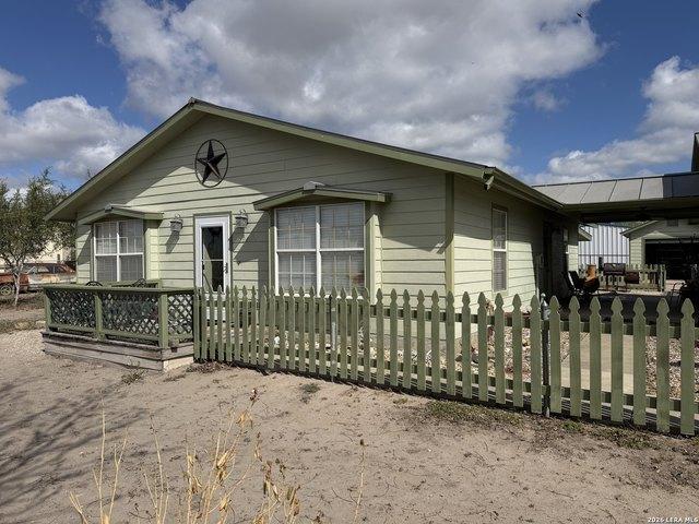 House for sale in Three Rivers, Texas