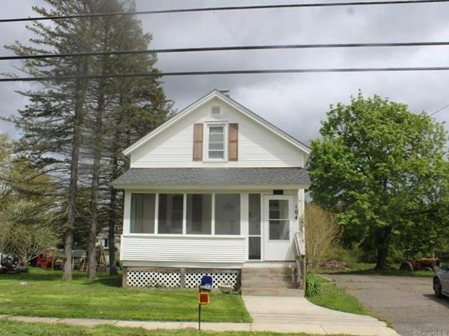 House for sale in Suffield, Connecticut