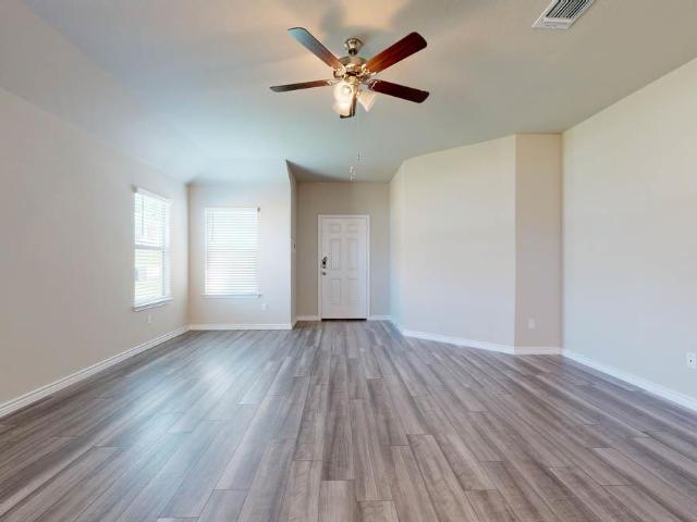 House for sale in Milam, Texas
