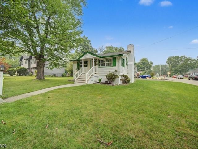House for sale in Parsippany, New Jersey
