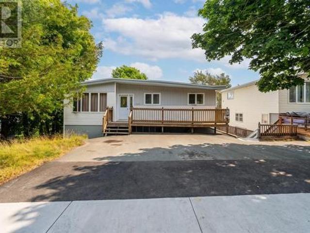 House for sale in Foxtrap, Newfoundland And Labrador