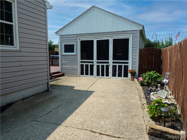 House for sale in Bowmansville, New York