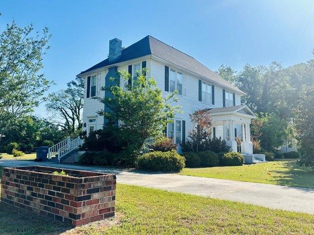House for sale in Broxton, Georgia