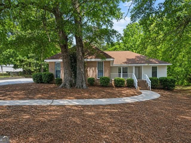 House for sale in Kathleen, Georgia