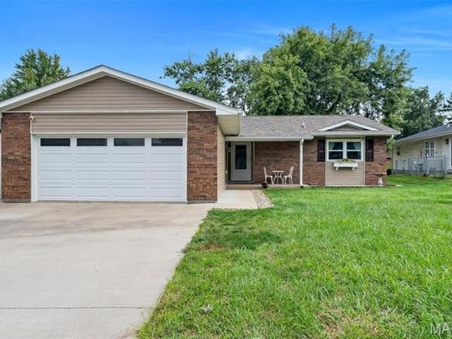 House for sale in Monroe, Illinois