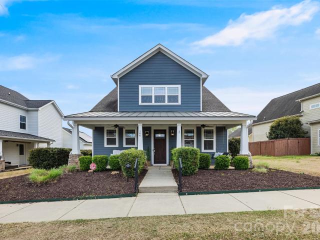 House for sale in Cramerton, North Carolina