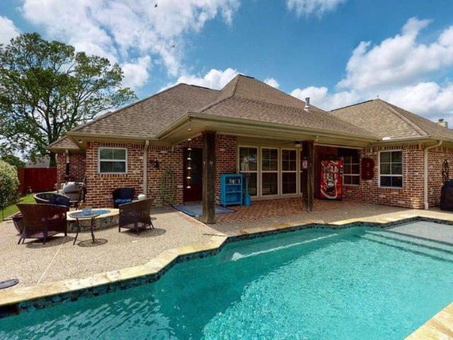 House for sale in Bridge City, Texas