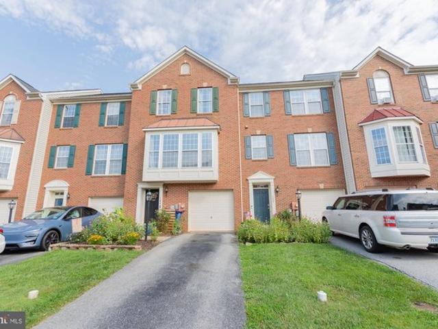 Townhouse for sale in Charles Town, West Virginia