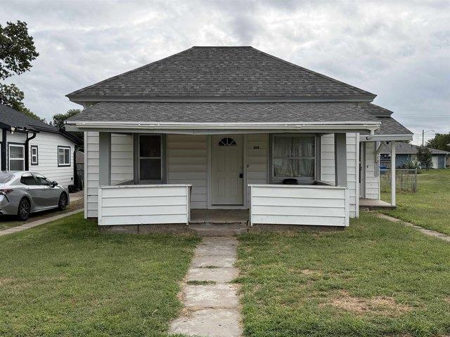 House for sale in Wilcox, Kearney County