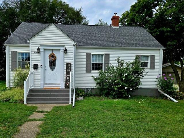 House for sale in Monmouth, Illinois