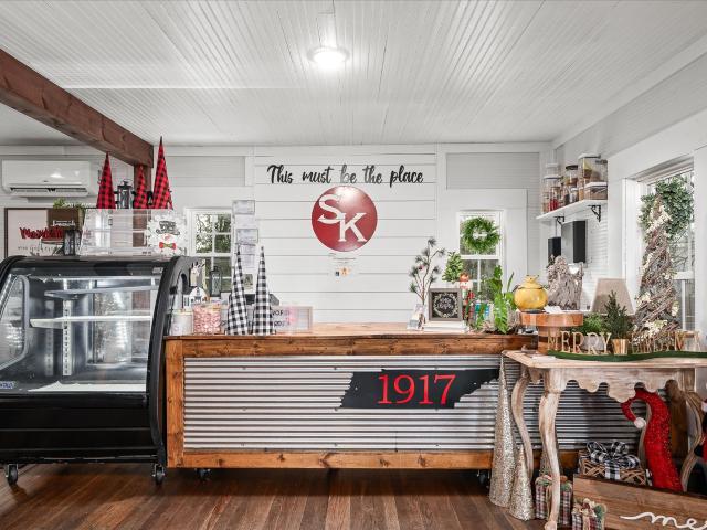 Commercial for sale in Tennessee