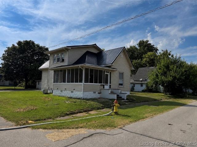 House for sale in Scottsburg, Indiana