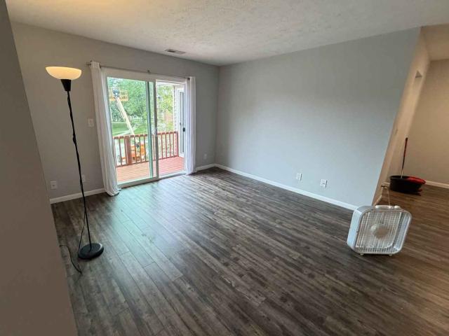 Condo for sale in Mclean, Illinois