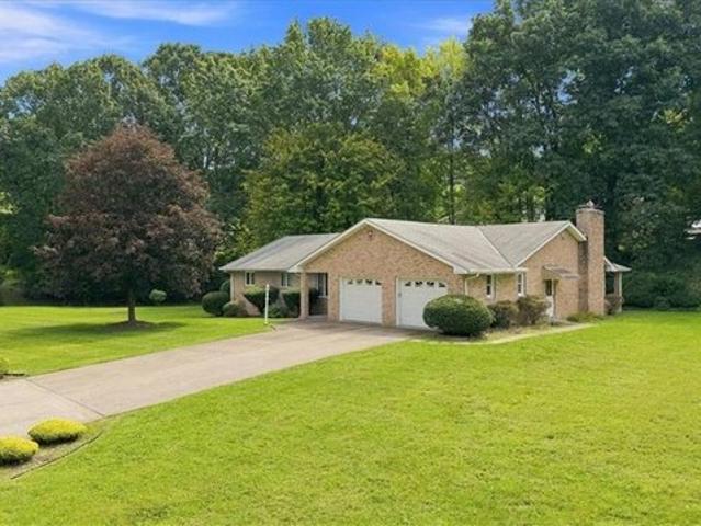 House for sale in Beaver, Pennsylvania