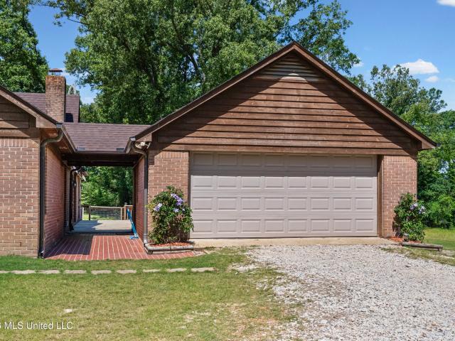 House for sale in Tate, Mississippi