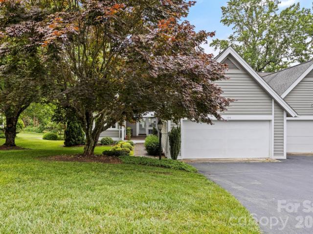 Condo for sale in East Flat Rock, North Carolina