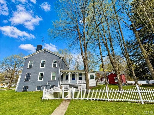 House for sale in Oneida, New York