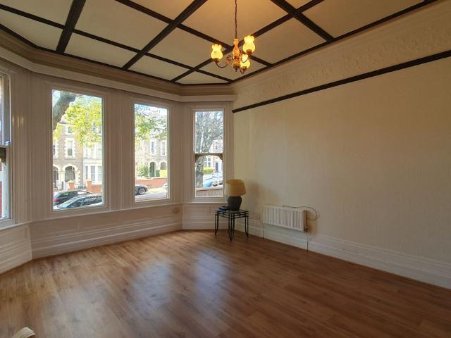 Apartment for rent in Penylan, Falcon Lodge