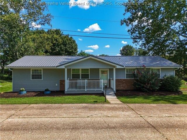 House for sale in Scott Depot, West Virginia