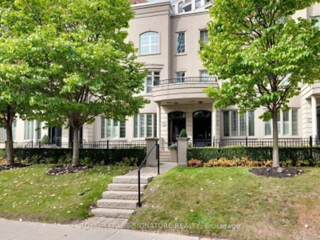 Townhouse for sale in Toronto—St. Paul's, Toronto