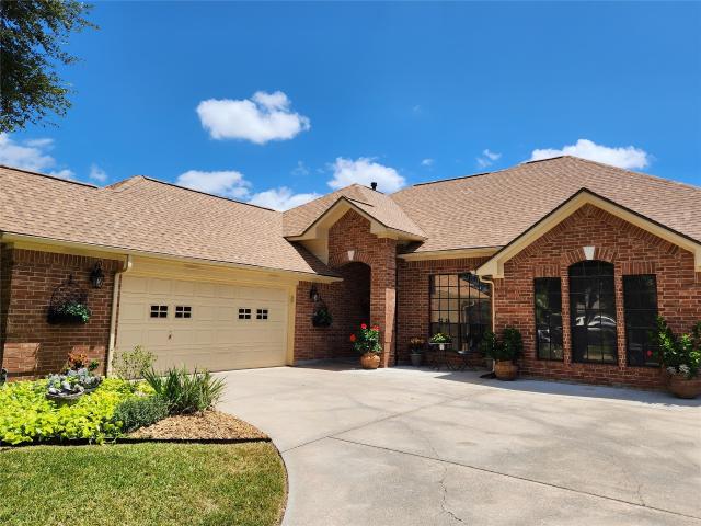House for sale in Lake Jackson, Texas