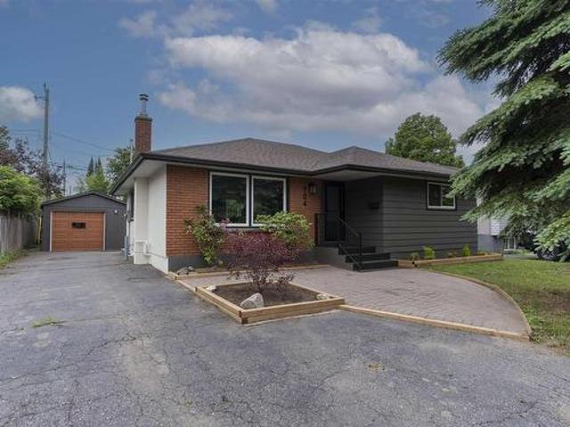 House for sale in Thunder Bay, Ontario
