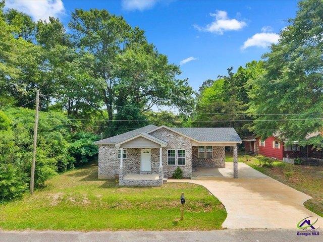 House for sale in Byron, Georgia