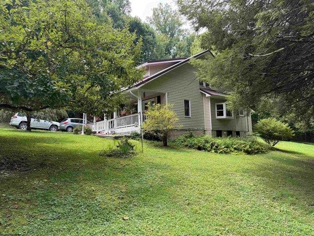 House for sale in Belington, West Virginia