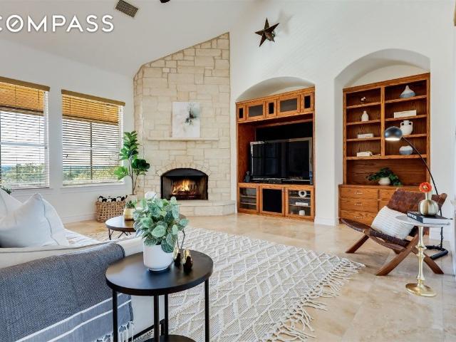 House for sale in Spicewood, Texas