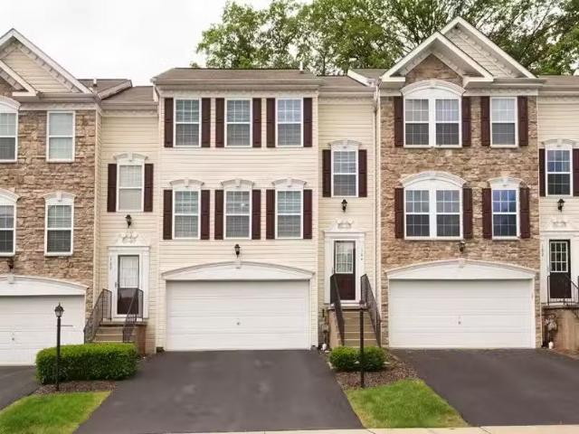Condo for sale in Butler