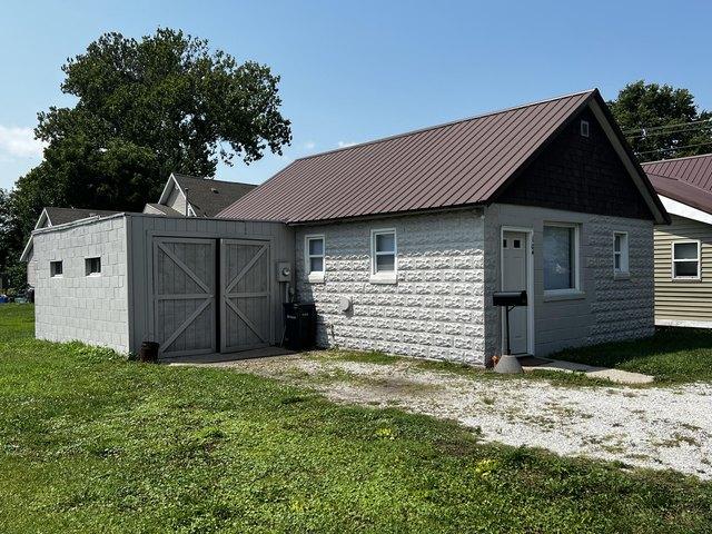 House for sale in Rensselaer, Indiana