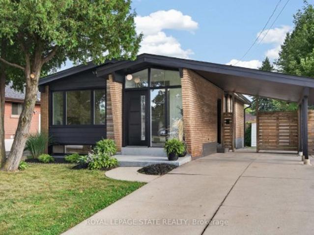 House for sale in Ancaster, Ontario