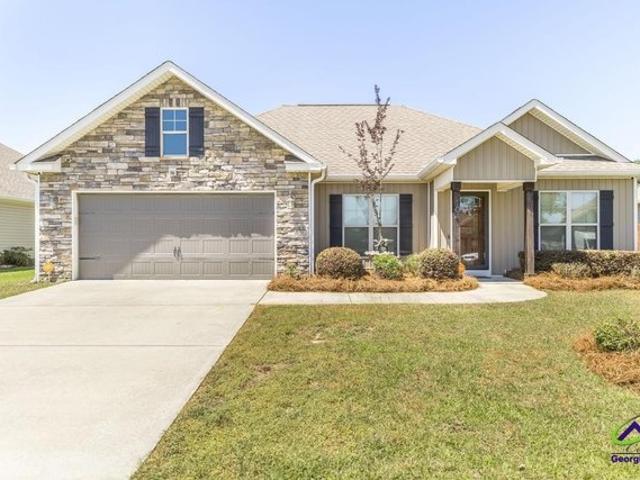 House for sale in Bonaire, Georgia