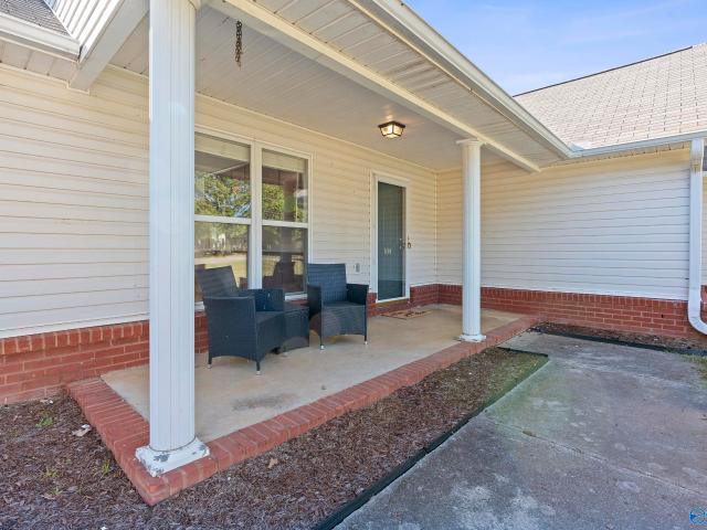 House for sale in New Market, Alabama