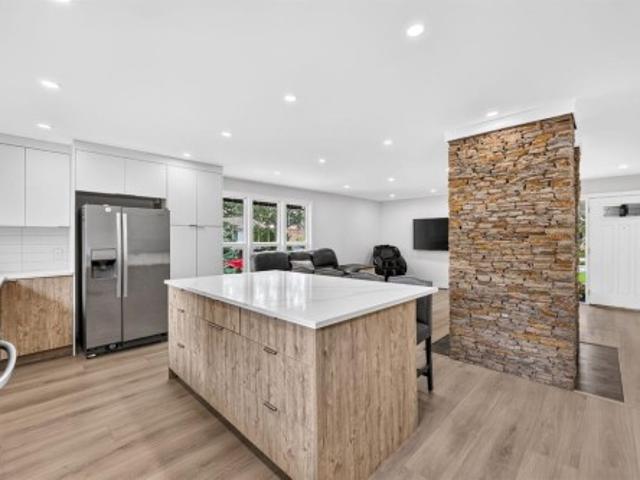 House for sale in Silver Springs, Calgary