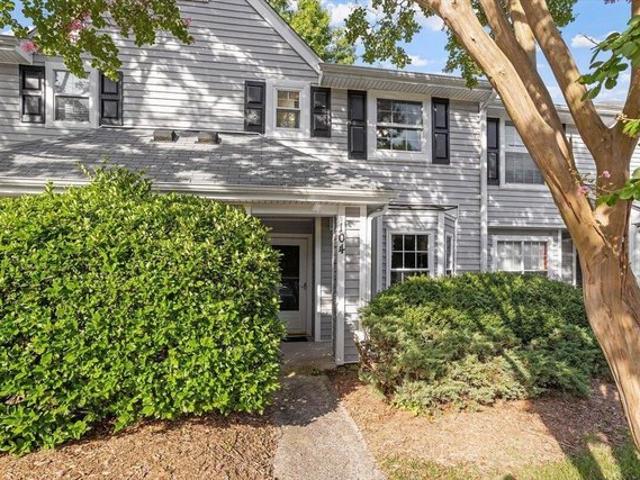 Townhouse for sale in Chapel Hill, North Carolina