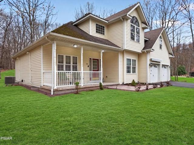 House for sale in Greentown, Pennsylvania