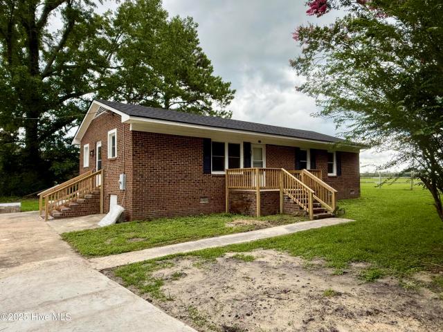 House for sale in Everetts, North Carolina
