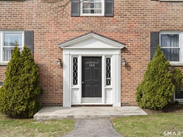 Condo for sale in Cos Cob, Connecticut