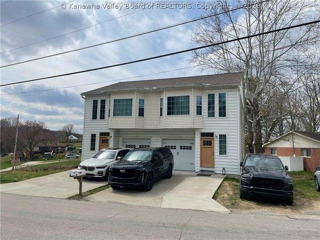 House for sale in Hurricane, West Virginia