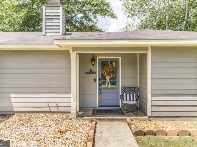 House for sale in Kathleen, Georgia