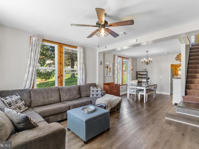 Townhouse for sale in Summerdale, East Pennsboro Township