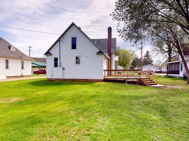 House for sale in Cochrane, Wisconsin