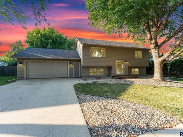 House for sale in Brandon, South Dakota