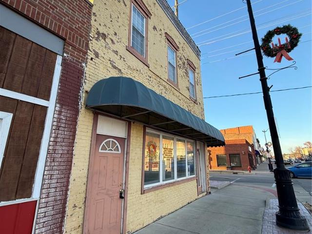 House for sale in Litchfield, Illinois