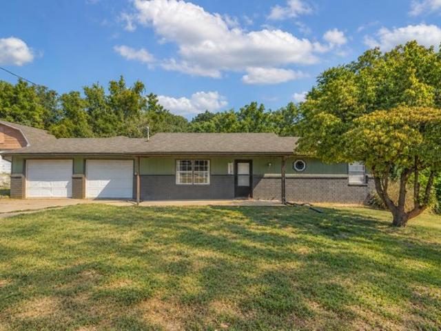 House for sale in Neosho, Missouri